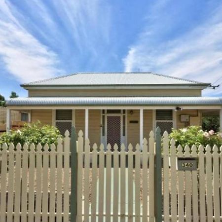 Maeville Cottage Broken Hill Esterno foto