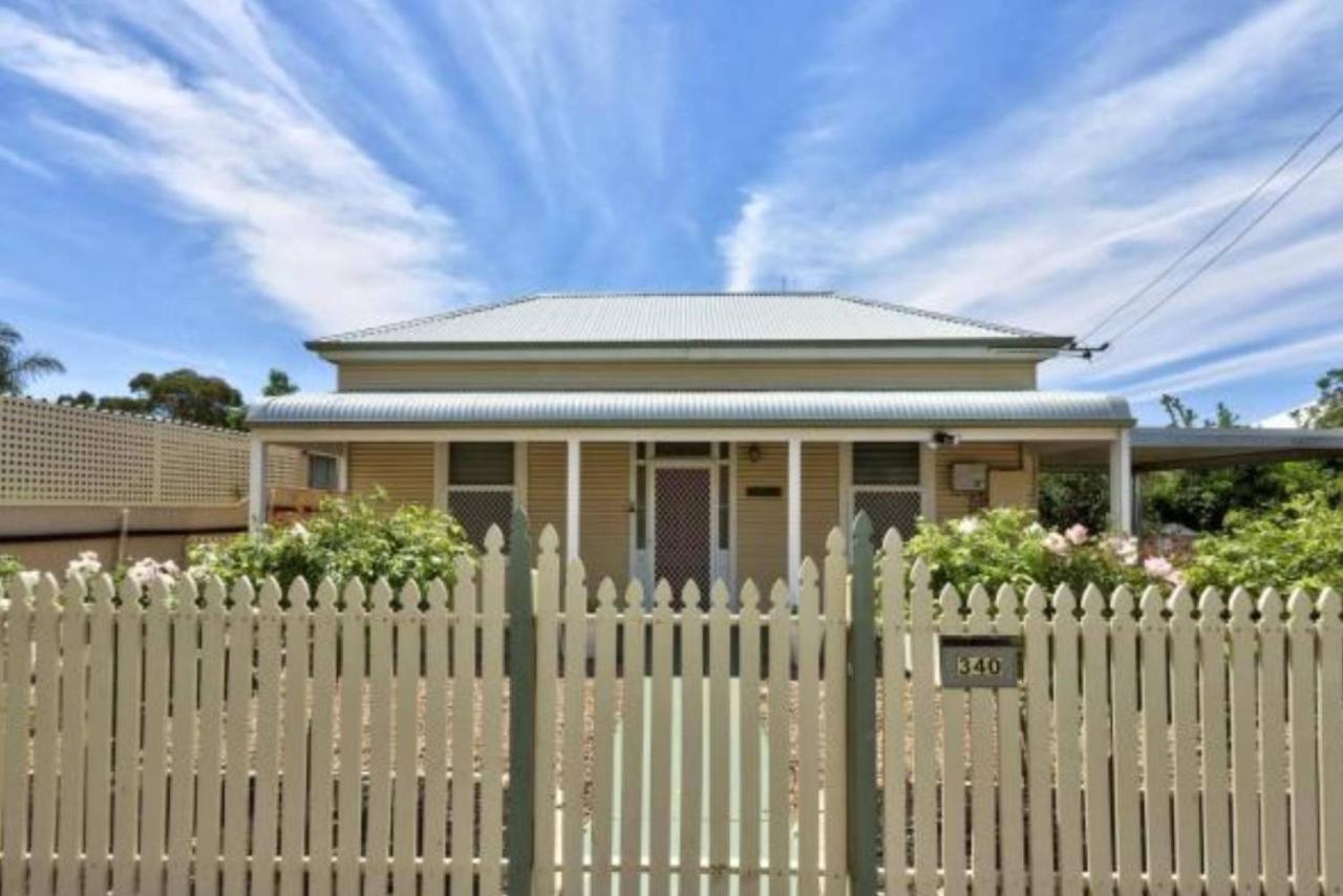 Maeville Cottage Broken Hill Esterno foto